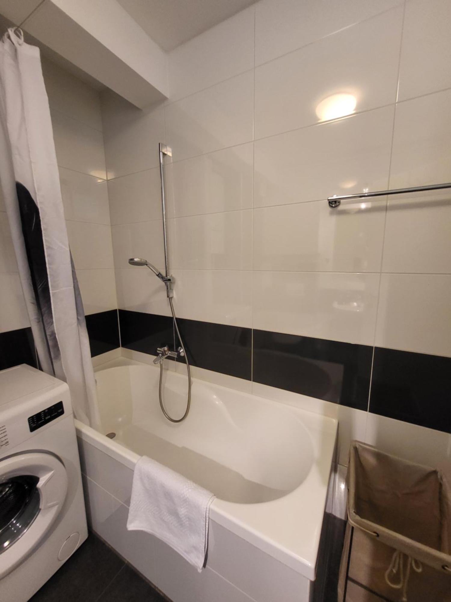 Studio Apartman Ana ซาเกร็บ ภายนอก รูปภาพ