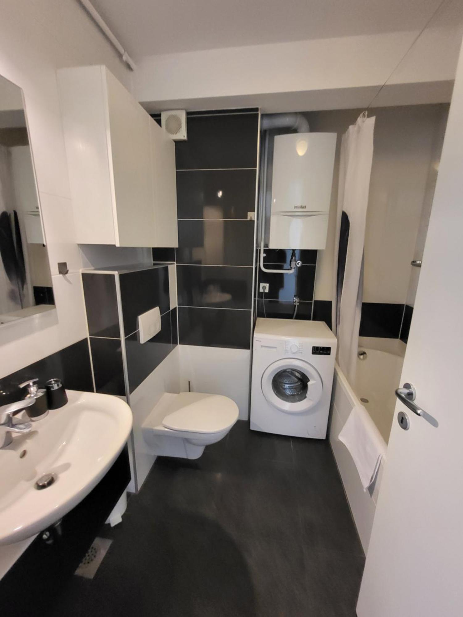 Studio Apartman Ana ซาเกร็บ ภายนอก รูปภาพ